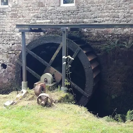 Gite La Boulangerie Au Moulin Neuf Saint-Aubin-Des-Bois  Extérieur photo
